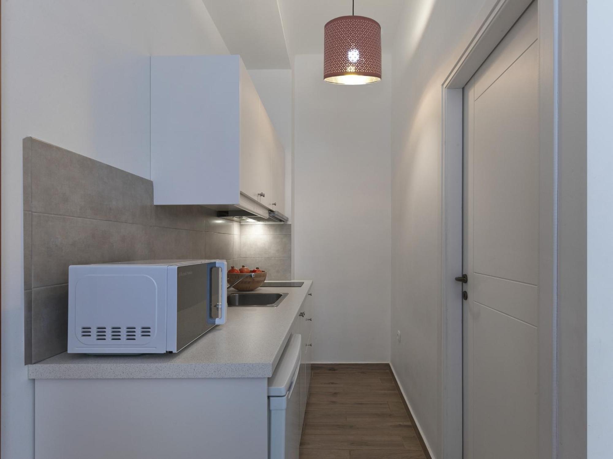 Beautiful Athenian With Terrace Apartment Athen