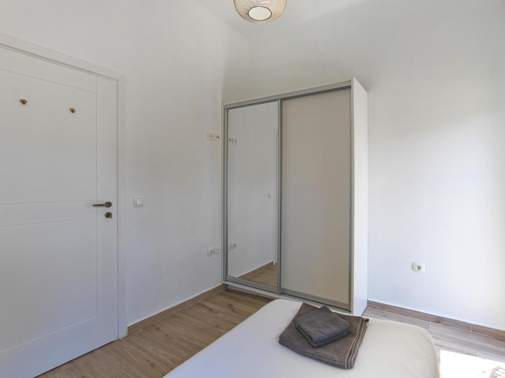 Beautiful Athenian With Terrace Apartment